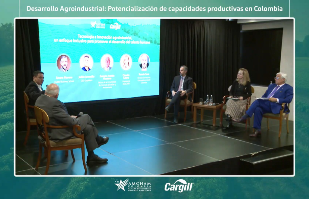 Álvaro Moreno, profesor de INALDE en Foro Agroindustrial