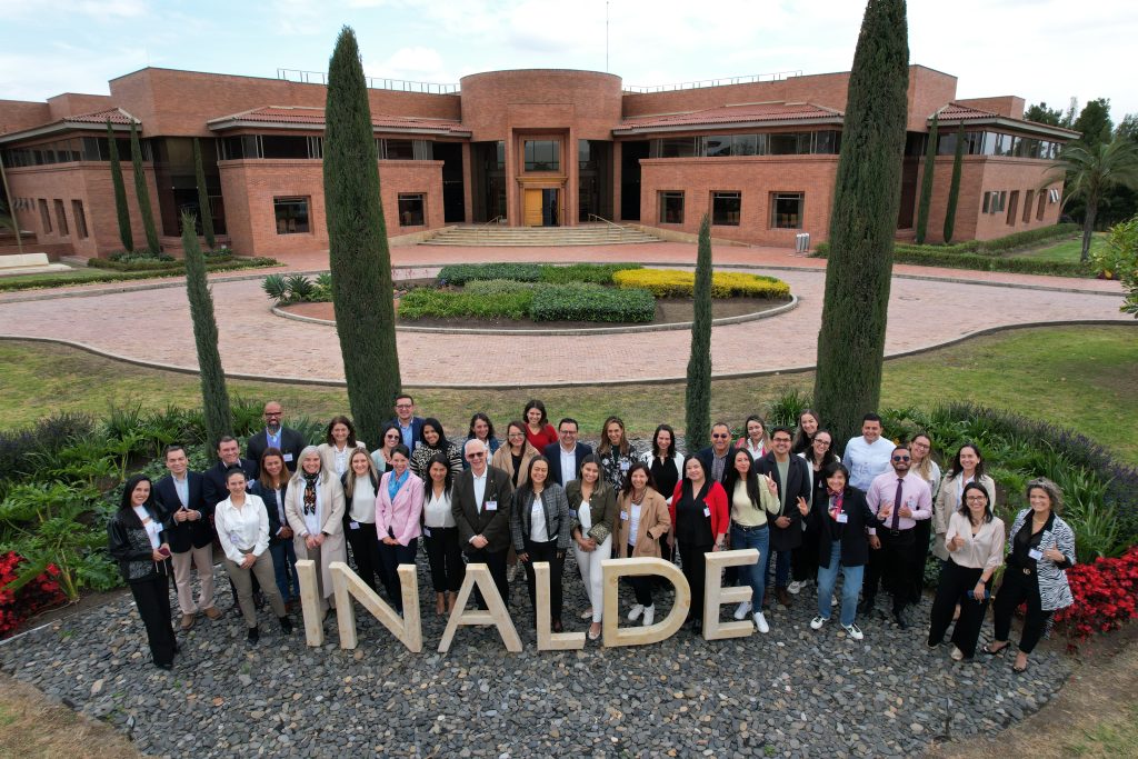 Foro Foro del Centro de Estudios en Dirección del Talento: Reflexión sobre las oportunidades y desafíos para el crecimiento del talento en las organizaciones. “El crecimiento de las personas en la empresa: ¿dónde están las oportunidades?”