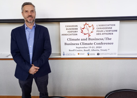 Álvaro Moreno en conferencia anual de la Canadian Business History Association