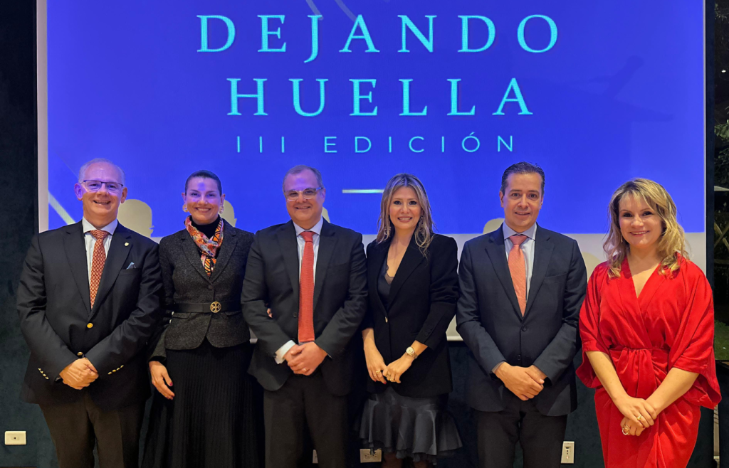 INALDE como jurado y aliado en los Premios Dejando Huella