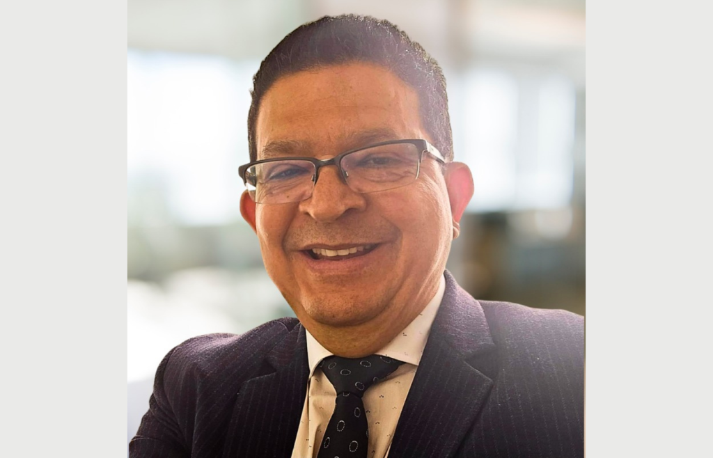 Visión y compromiso: David Antonio Charris, nuevo vicepresidente comercial de Xinetix Pharma