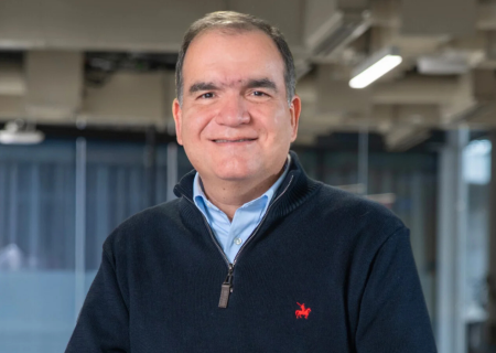 Egresado PADE de INALDE liderará DaviBank