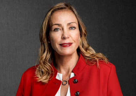 Catalina Escobar, lidera donación para mujeres migrantes