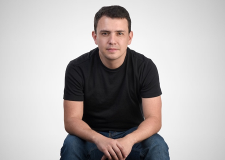 Double V Partners pionero en recibir certificación ISO 42001