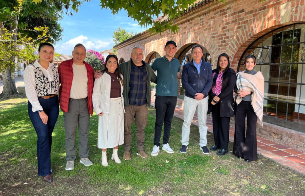 Corporación Espacio Teatral fortalece su sostenibilidad con asesoría de INALDE