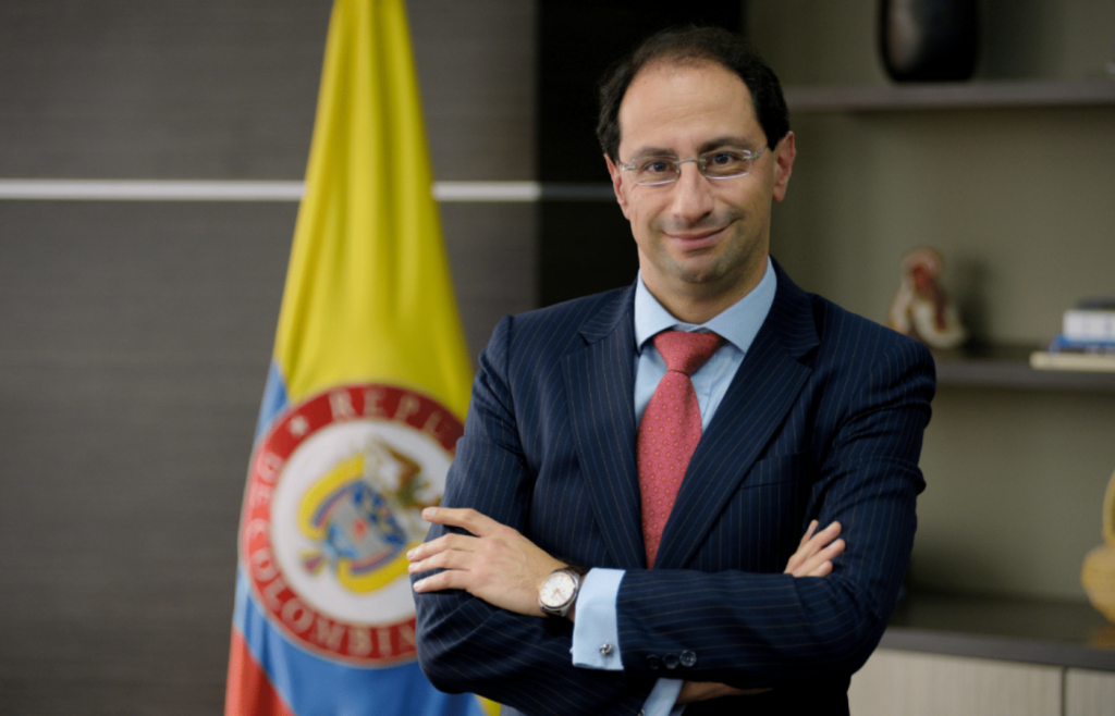 José Manuel Restrepo Abondano, egresado PDD de INALDE, es el vicepresidente de Colombia