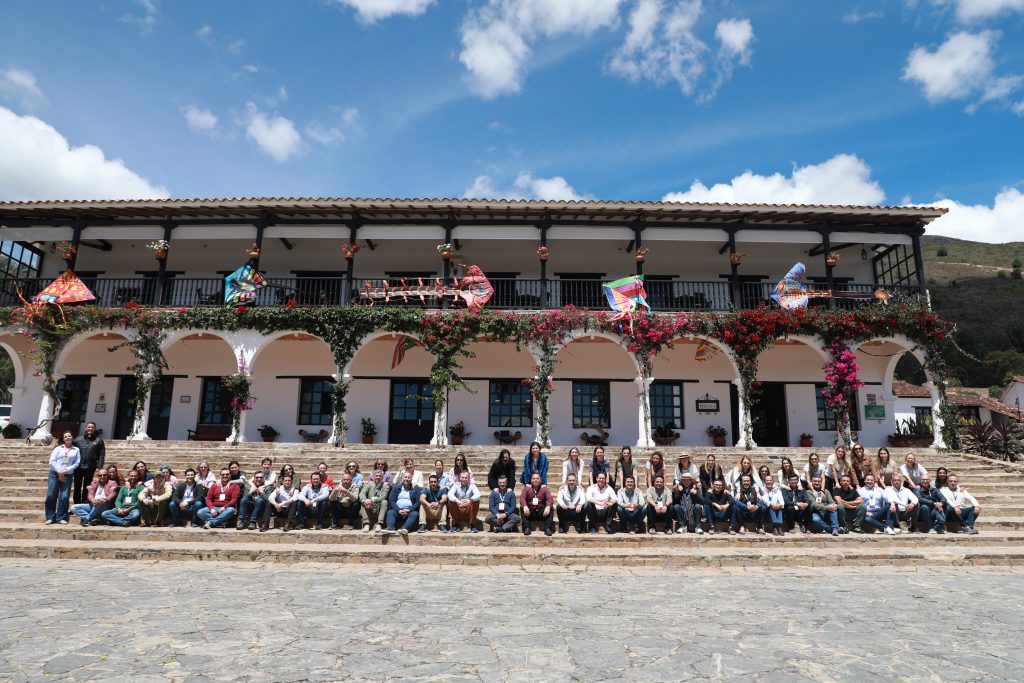 Detenerse para elegirse: varias parejas de Alumni INALDE participaron en el proyecto de vida matrimonial